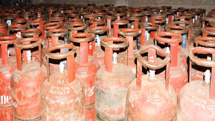 Confidence Petroleum Share