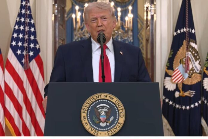 अमेरिकी संविधान के 25वें संशोधन को लेकर विशेषज्ञों के बीच छिड़ी नई बहस।