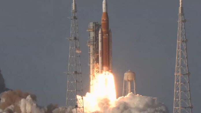 नासा (NASA) का आर्टेमिस II